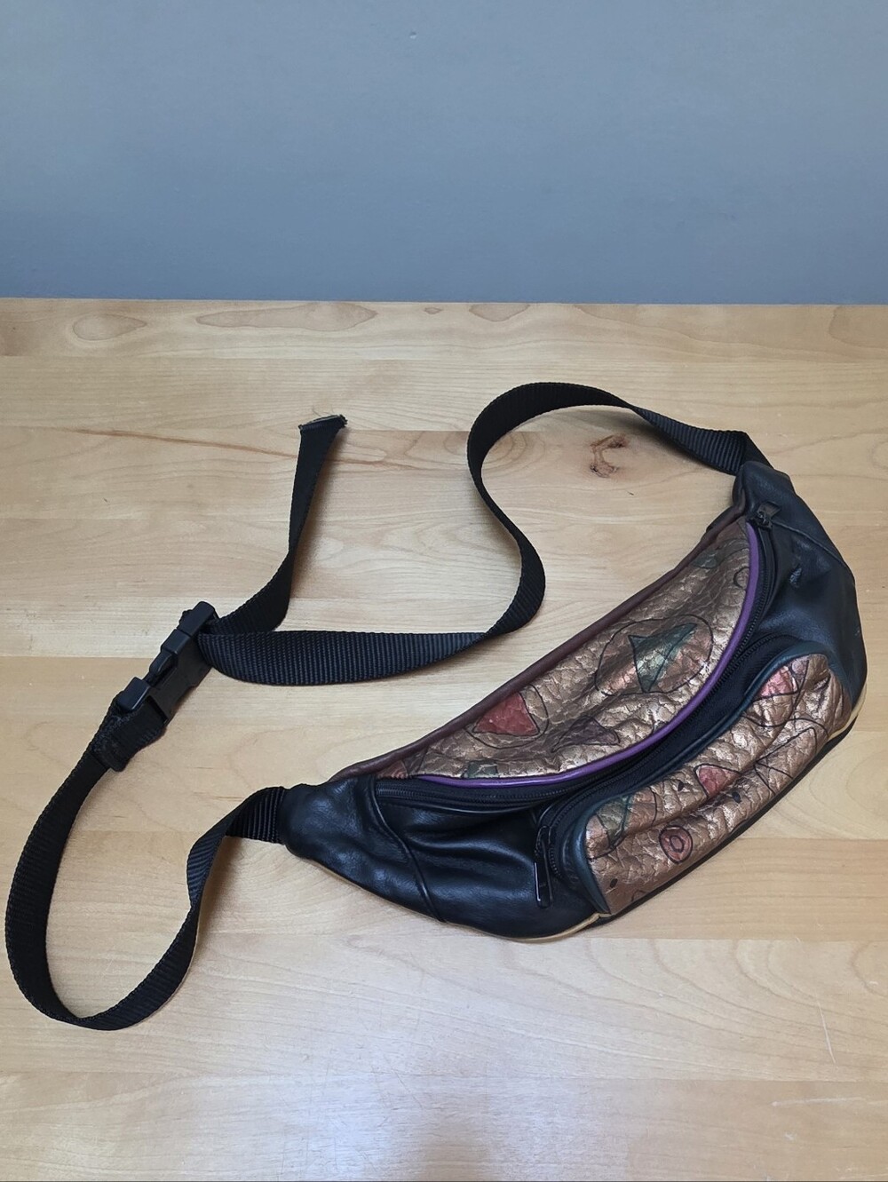 VINTAGE FANNY PACK | Black and Bronze Leather